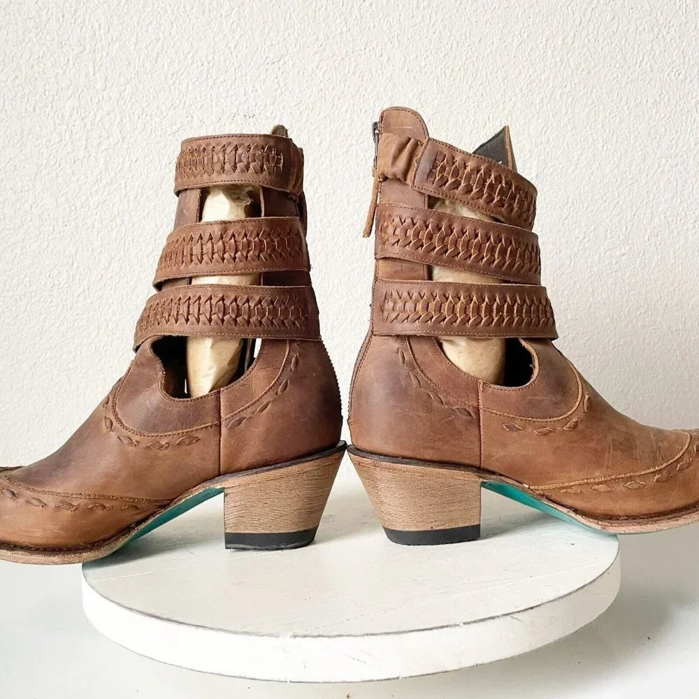Lane brown leather